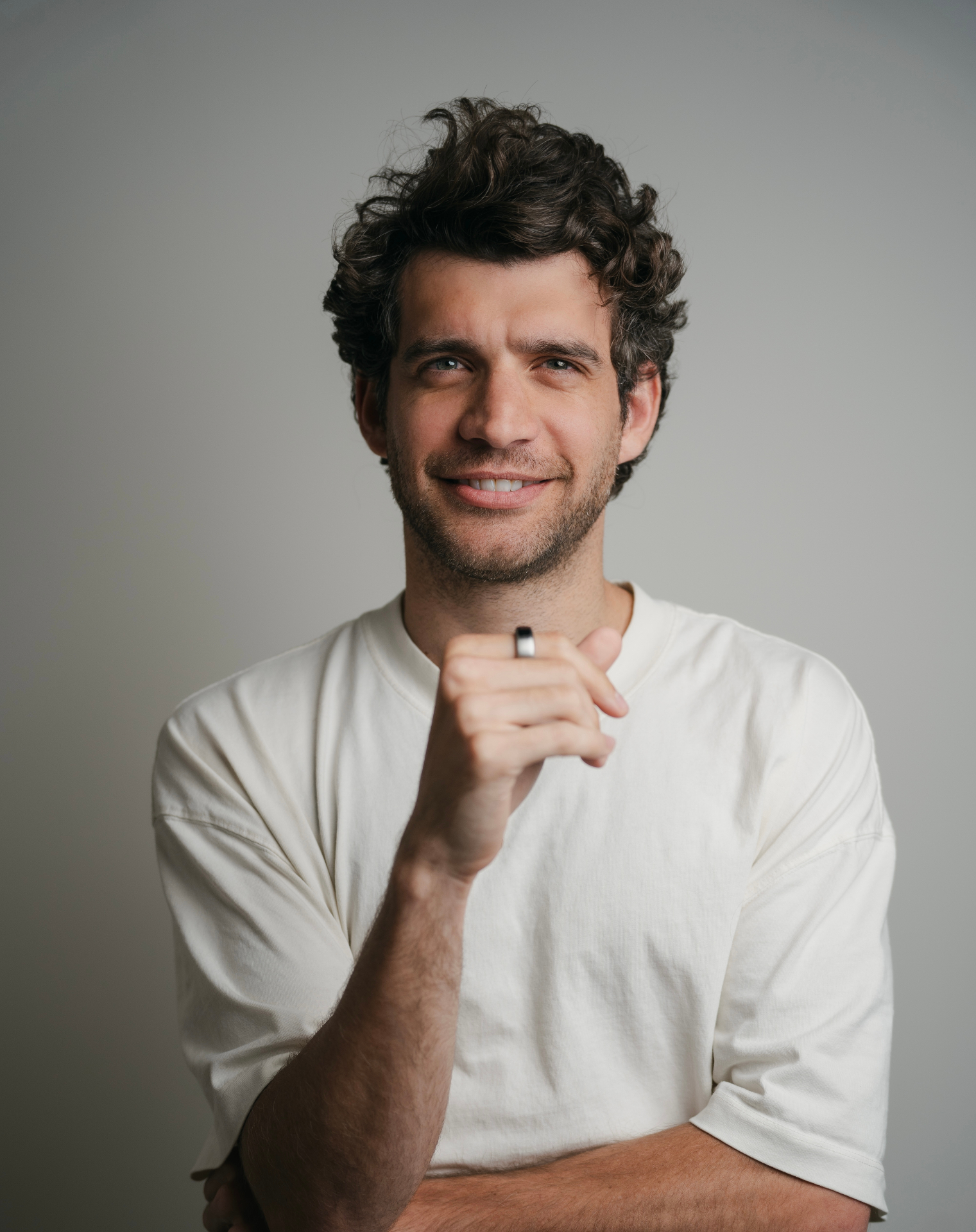 Portrait of Ricky Rosa, founder of OASIS Devices